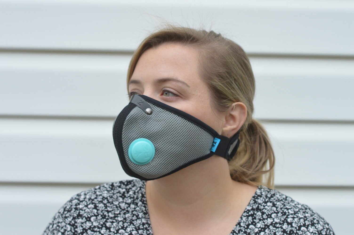 RZ mask with teal valve caps